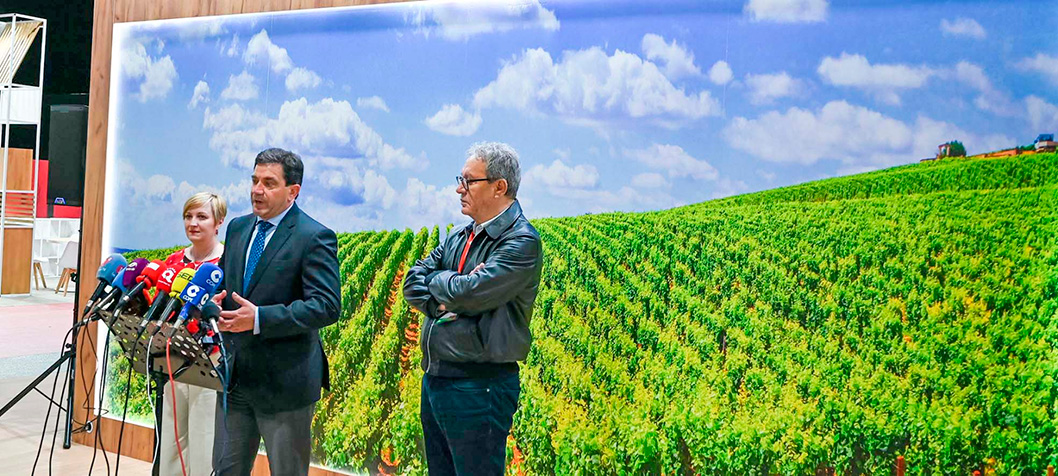 Todo preparado para el inicio de FENAVIN 2025 que según Valverde presenta muy buenas expectativas de negocio