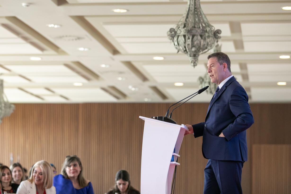 García-Page anuncia “casi cuarenta millones de euros” para “renovar” 536 vehículos de la flota dedicada a la lucha contra incendios forestales