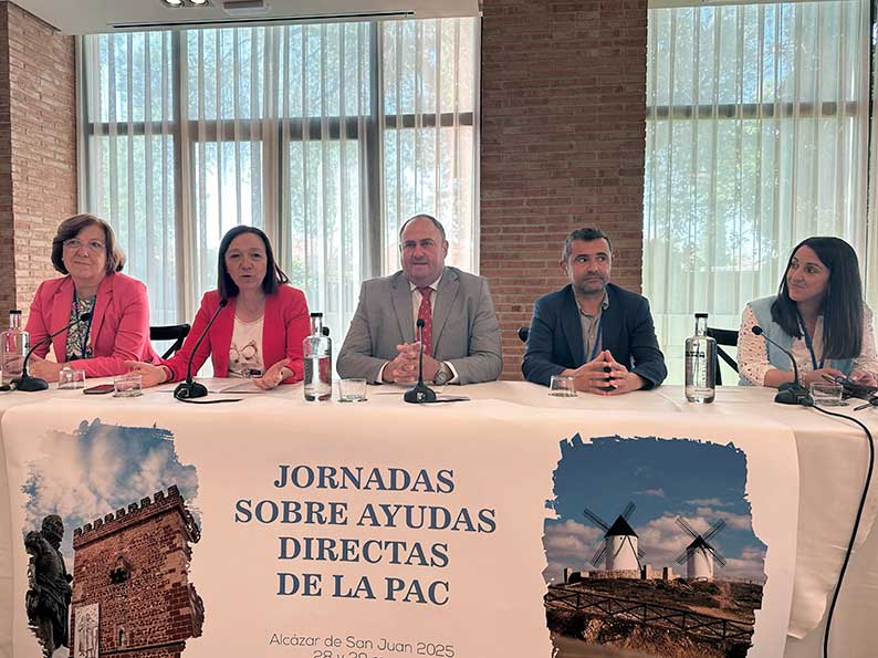 La Consejería de Agricultura, Ganadería y Desarrollo Rural forma a su personal para seguir mejorando la gestión de las ayudas de la PAC