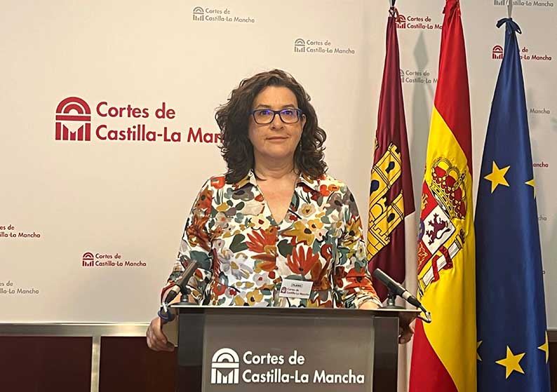 Lola Alcónez: “El nuevo Estatuto de Autonomía supone blindar cuestiones, como el diálogo social, que para nosotros son fundamentales”