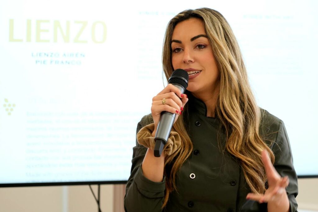 mariamoralestradicionvino 3