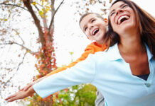 La mujer es la primera comunicadora con el hijo