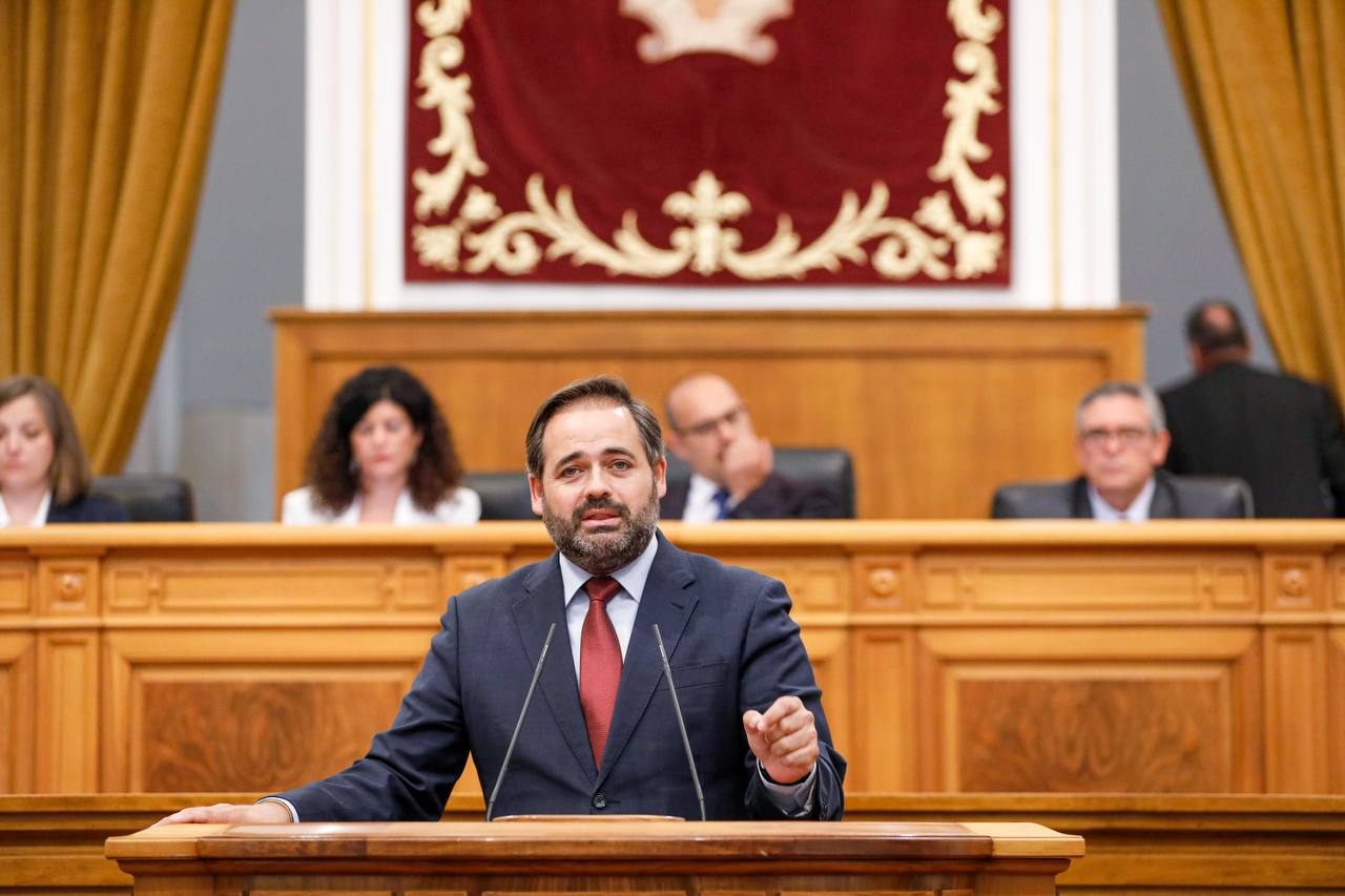 Núñez afirma que el nuevo Estatuto de Autonomía llega tras 40 años de gestión socialista y abre un nuevo tiempo para el cambio en Castilla-La Mancha