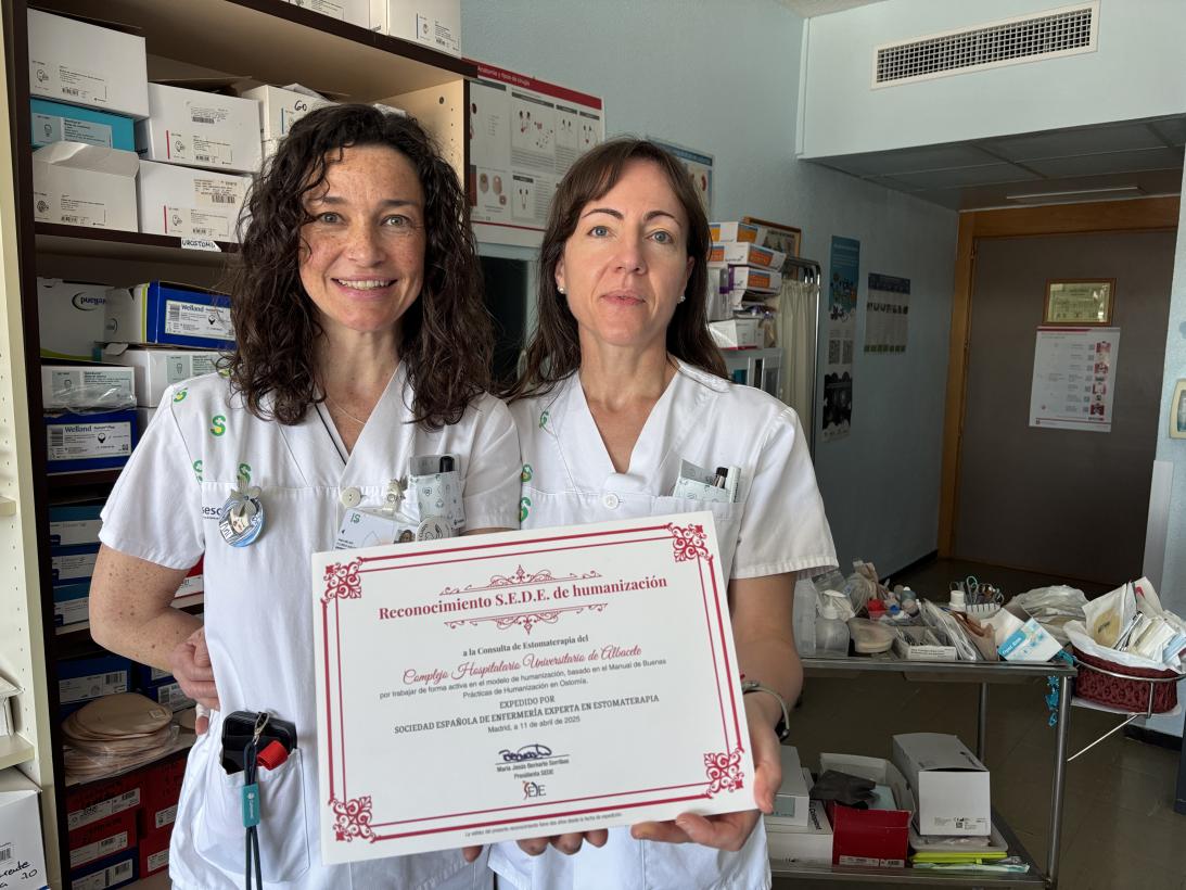 La Consulta de Ostomías del Hospital de Albacete recibe un reconocimiento nacional en humanización