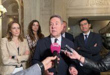 La PAC, el etiquetado del vino y la política arancelaria van a protagonizar el encuentro del presidente García-Page con el comisario Hansen