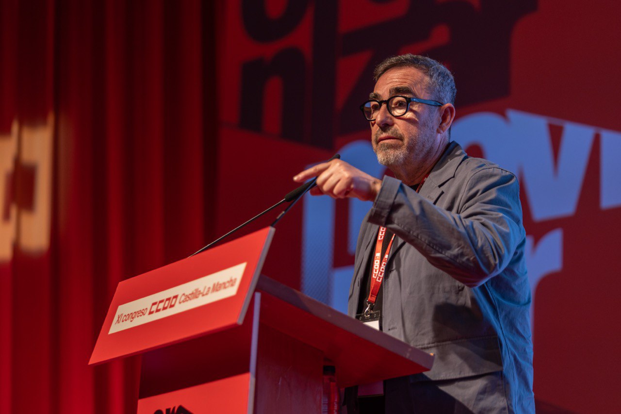 El XI Congreso aprueba el informe de gestión de Paco de la Rosa en su última intervención como secretario general de CCOO CLM