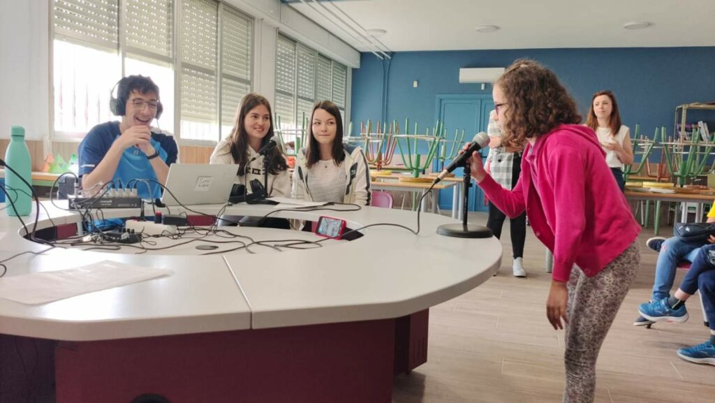 radio ceip felix grande 02