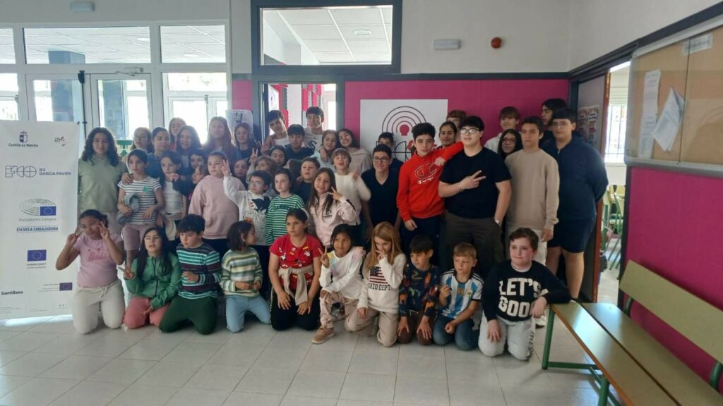 radio ceip felix grande 11
