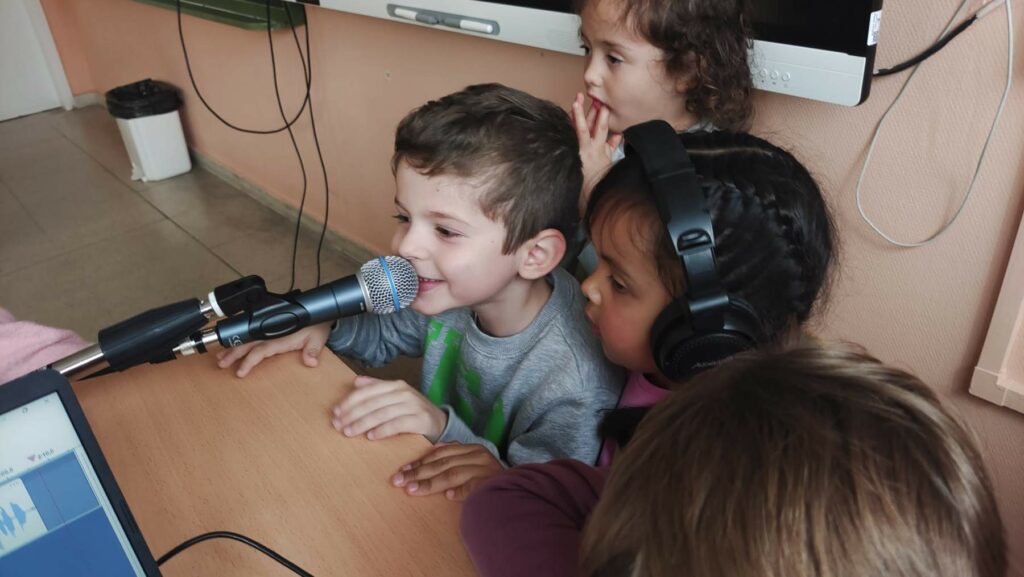 radio ceip felix grande 28