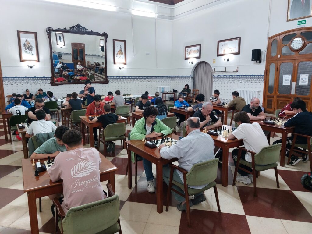 Rodrigo Gómez Díaz se proclama campeón del VII Torneo de Ajedrez celebrado en el Casino de Tomelloso