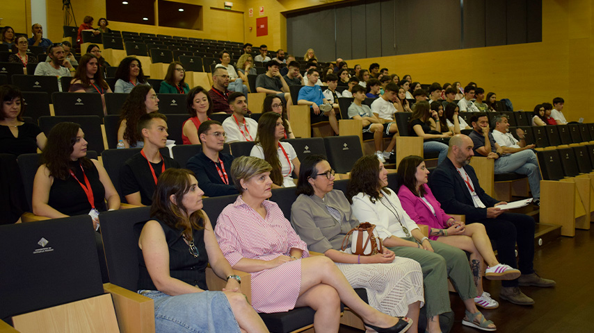 tesisentresminutos 4