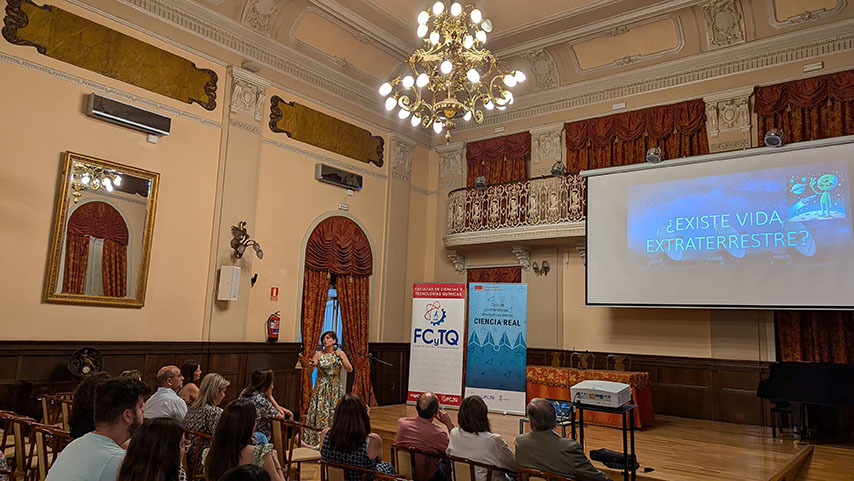 La Facultad de Ciencias y Tecnologías Químicas de la UCLM ‘sale’ al centro de Ciudad Real para divulgar su actividad