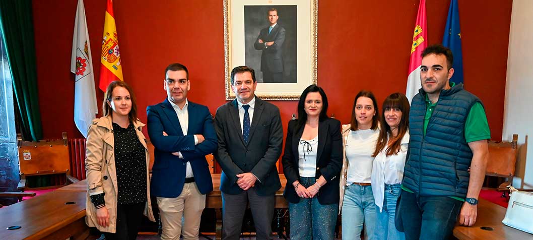 Valverde muestra su preocupación por la estabilidad institucional en Almagro y destaca el apoyo de la Diputación a los proyectos municipales