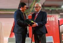 Valverde entrega a Félix Solís el reconocimiento Magister FENAVIN y reconoce su contribución al sector vitivinícola y a la provincia de Ciudad Real