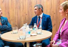 Valverde comparte con el Gobierno de Canarias impresiones sobre la situación y el futuro del vino español