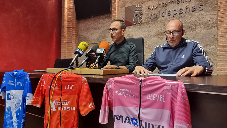 Unos 200 participantes de ocho comunidades, este fin de semana en la XXIV Vuelta Ciclista Valdepeñas