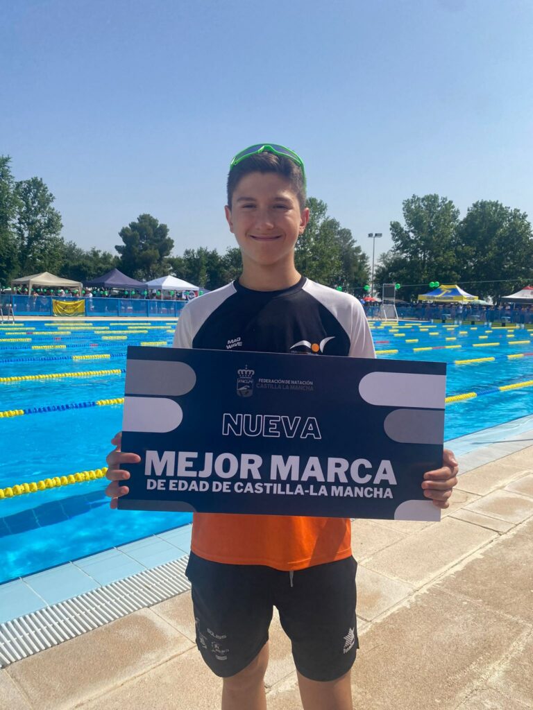 club natacion tomelloso segundo campeonato regional base 6