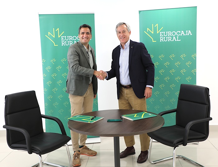 Eurocaja Rural y APEFA colaboran para fortalecer el tejido empresarial farmacéutico de Alicante