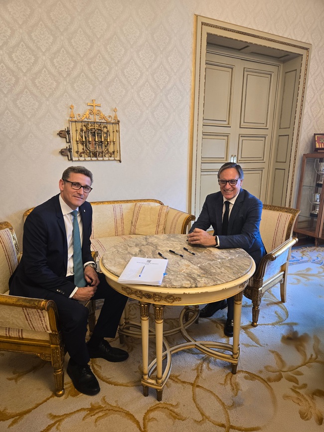 Eurocaja Rural respalda las inversiones municipales de Salamanca a través de una operación financiera con el Ayuntamiento