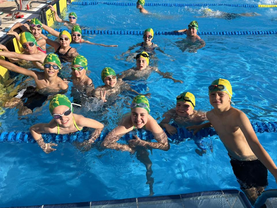 El Club Natación Tomelloso triunfa en el Campeonato Provincial de Campo de Criptana