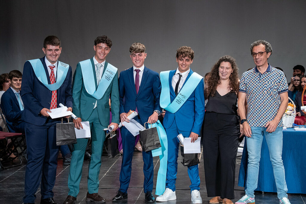 iesvicentecano argamasilla de alba 13