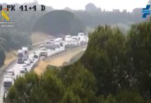 Investigado por conducir ocho kilómetros en sentido contrario por la A-49 en Huelva