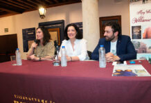 Villanueva de los Infantes acoge la presentación del thriller “Donde caiga la flecha”, de Emilia Landaluce y Rosa Belmonte