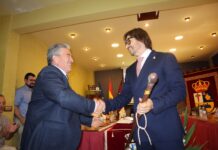 Luis Mendoza, investido nuevo alcalde de Villanueva de la Fuente