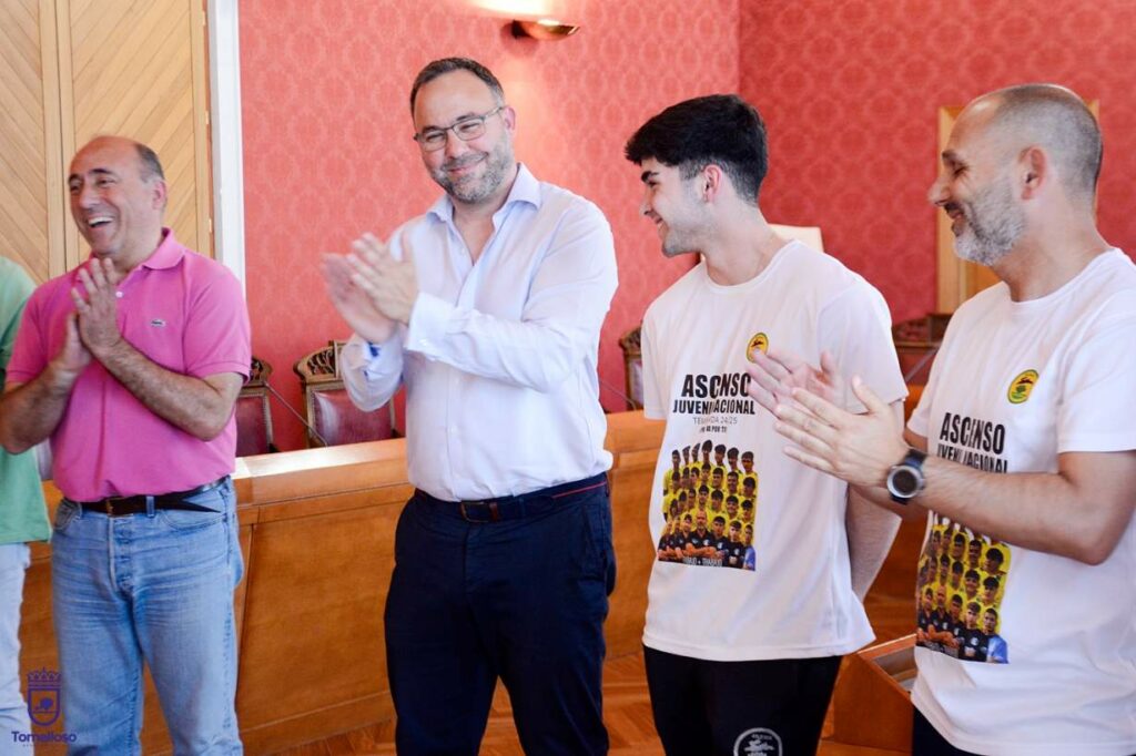 merecida recepcion juvenil tomelloso 3