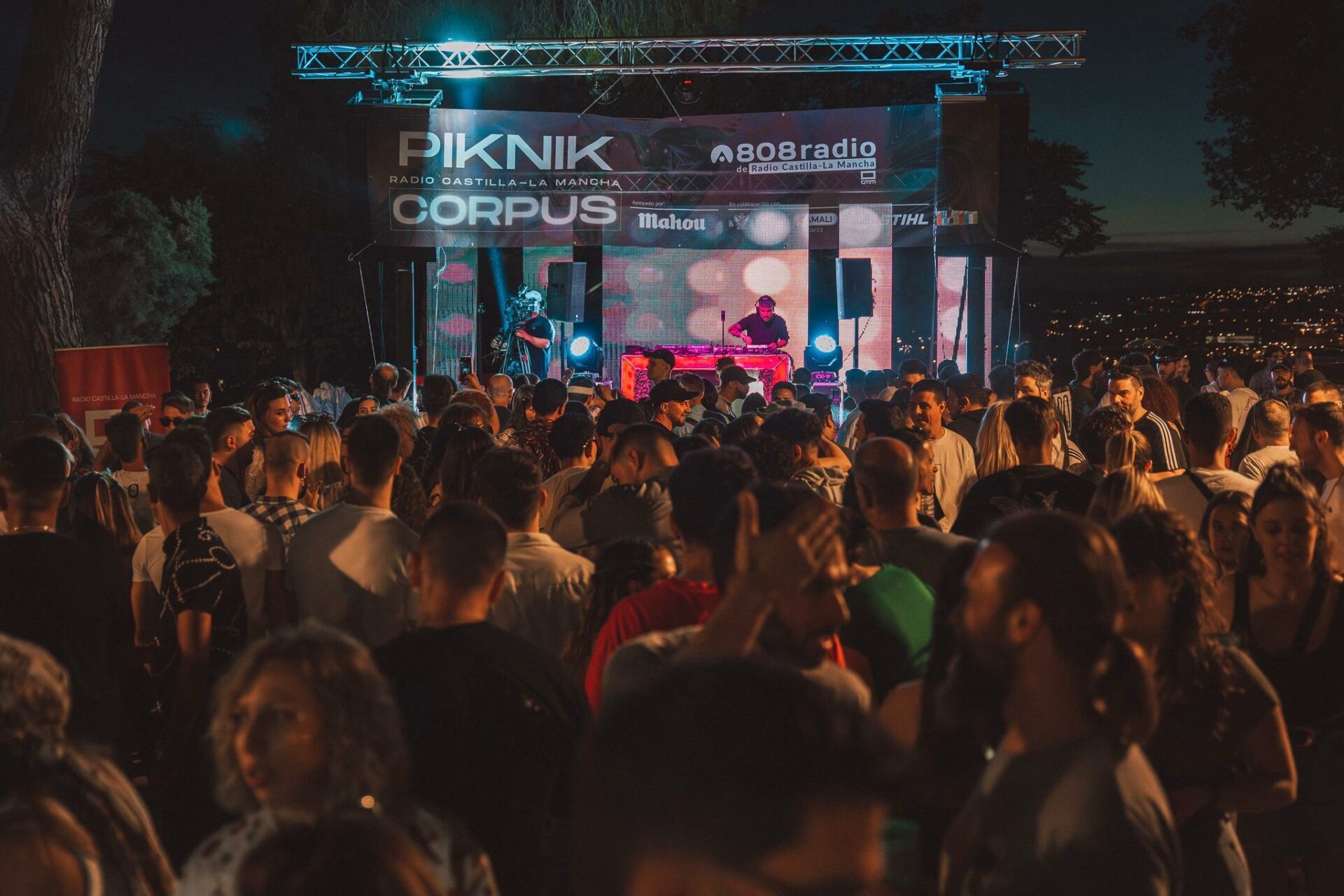 El festival Piknik 808 de Radio Castilla-La Mancha llega este domingo a Toledo para hacer vibrar el Corpus