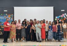 Pilar Nieto se jubila como docente de inglés tras 38 años de entrega dejando una huella imborrable en el Eladio Cabañero