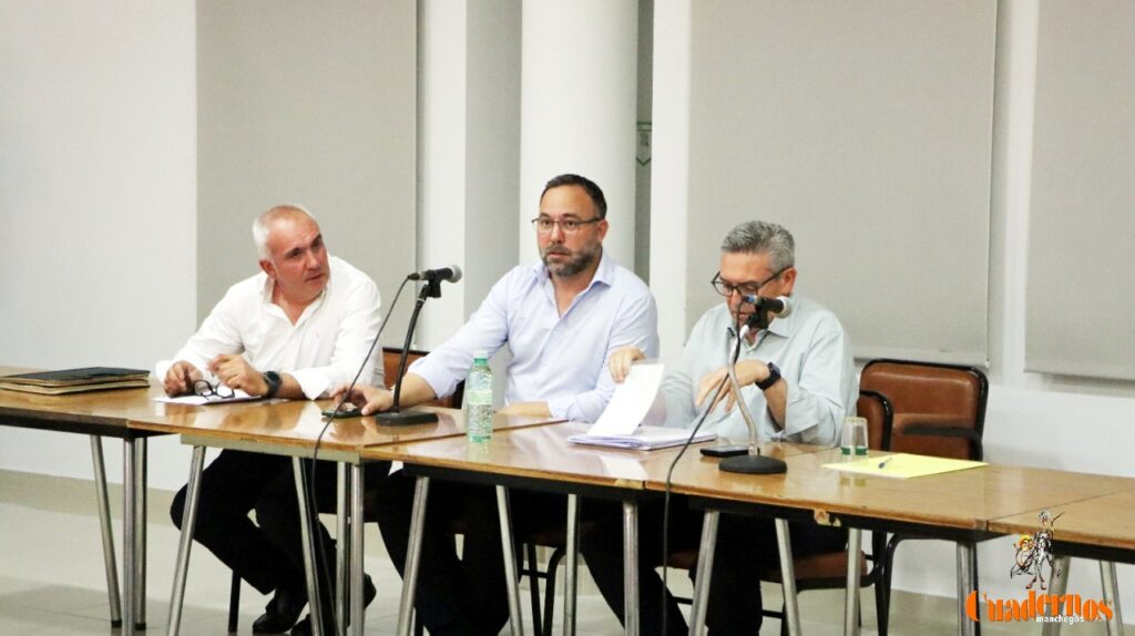 Los agricultores de Tomelloso y su comarca viven con preocupación la alarmante plaga de conejos