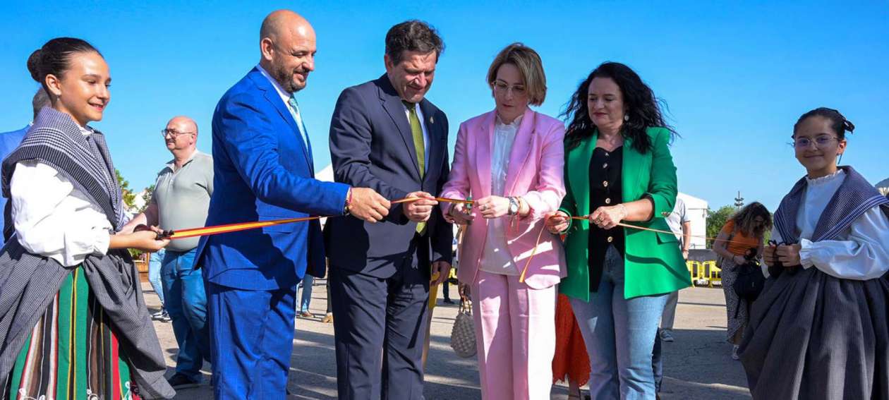 Miguel Ángel Valverde ensalza el crecimiento, la profesionalización y la consolidación de la “II Feria Saborea La Solana” como referente agroalimentario de la provincia