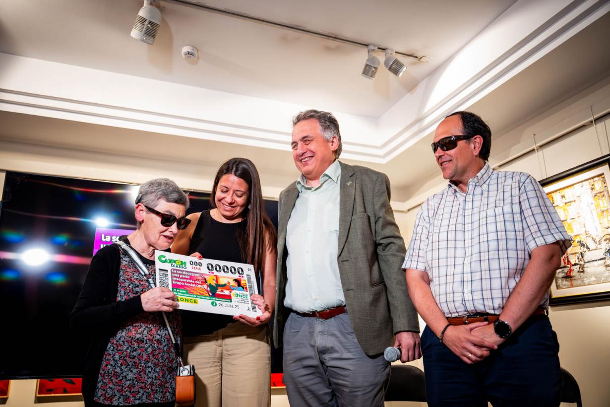 El Gobierno de Castilla-La Mancha impulsa la atención directa y el acceso a la autonomía de las personas con sordoceguera