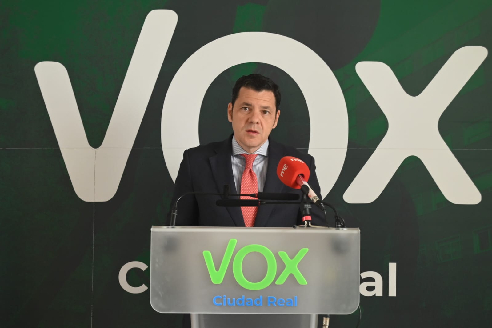VOX denuncia la insostenible situación sanitaria en Ciudad Real y exige la apertura inmediata de la unidad de hemodiálisis en el Hospital de Tomelloso
