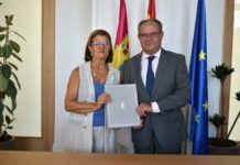 Junta y Consejo Regional de Cámaras de Comercio firman un convenio de colaboración