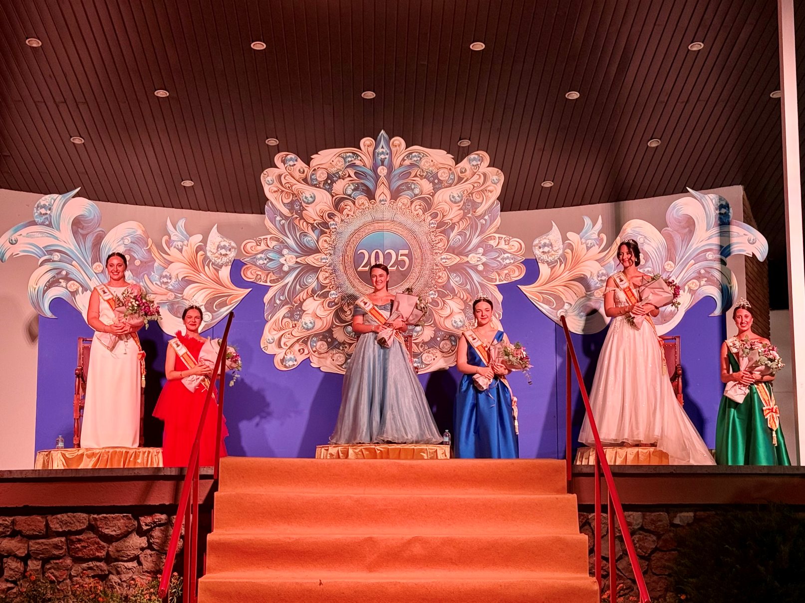 Laura Rubio Ortiz, Helena Del Pozo Almendros y Andrea Gómez Díaz-Rullo, coronadas Reinas de la Feria y Fiestas de Villacañas 2025