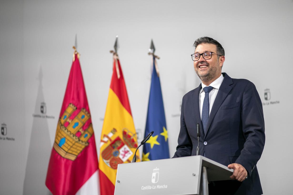 El Consejo de Gobierno da el visto bueno al nuevo Decreto de ayudas de comedor escolar y libros de texto