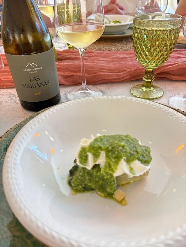 esencia by morales 15