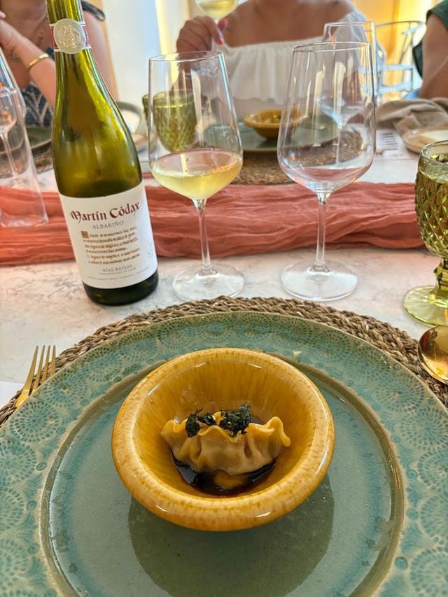 esencia by morales 16