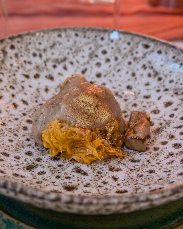 esencia by morales 25