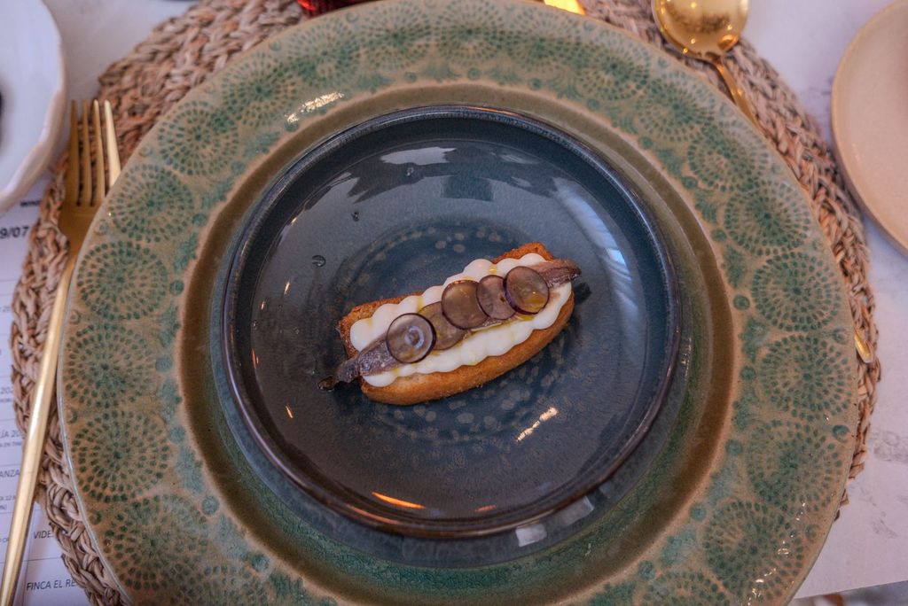 esencia by morales 4