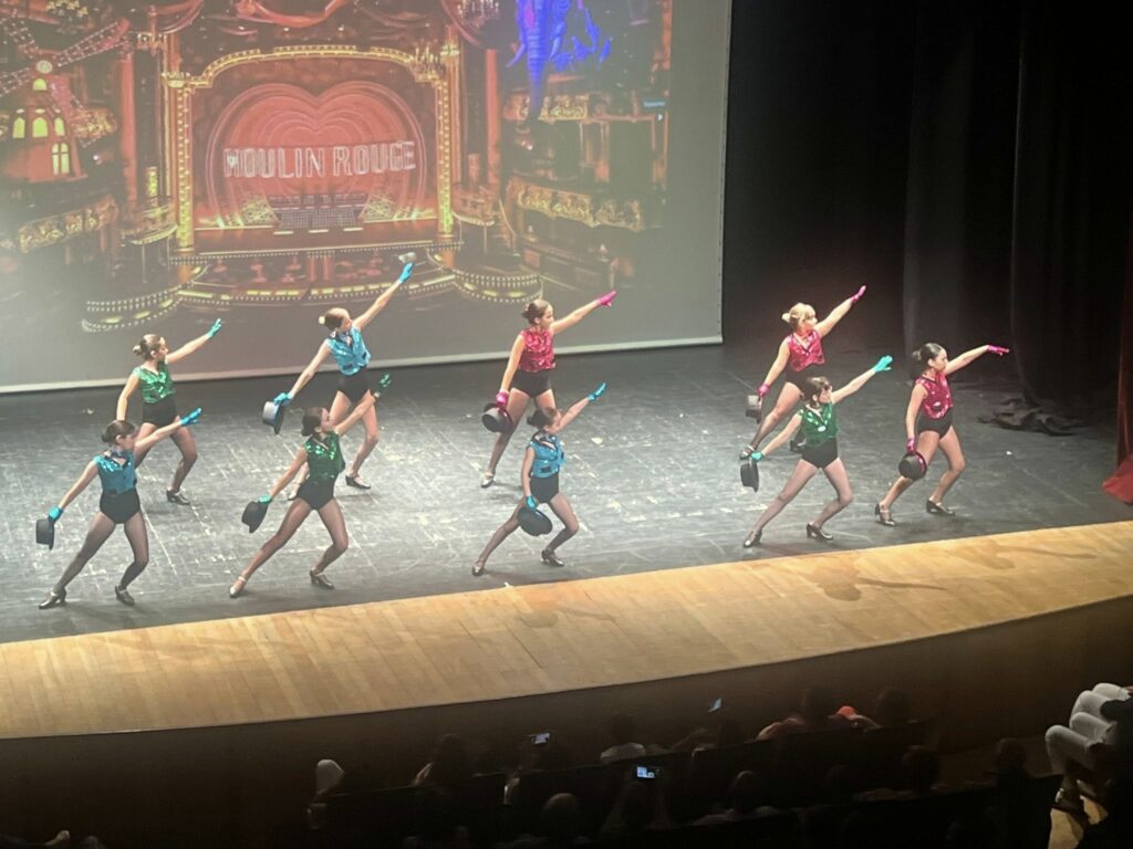 espectaculares coreografias danza tomelloso 17