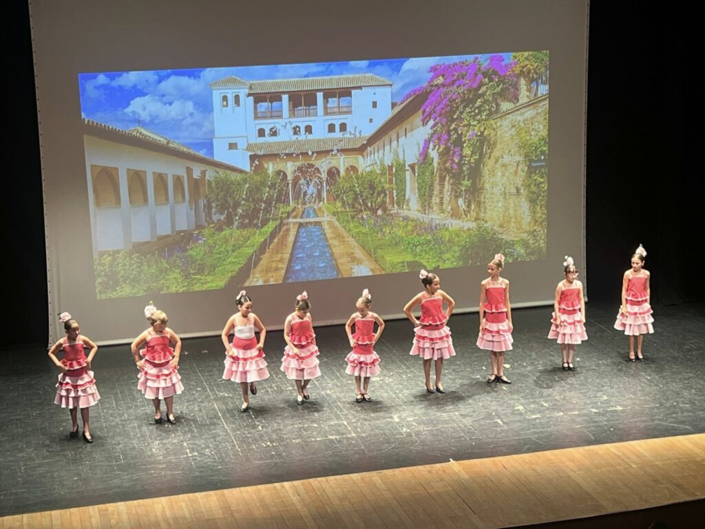 espectaculares coreografias danza tomelloso 24