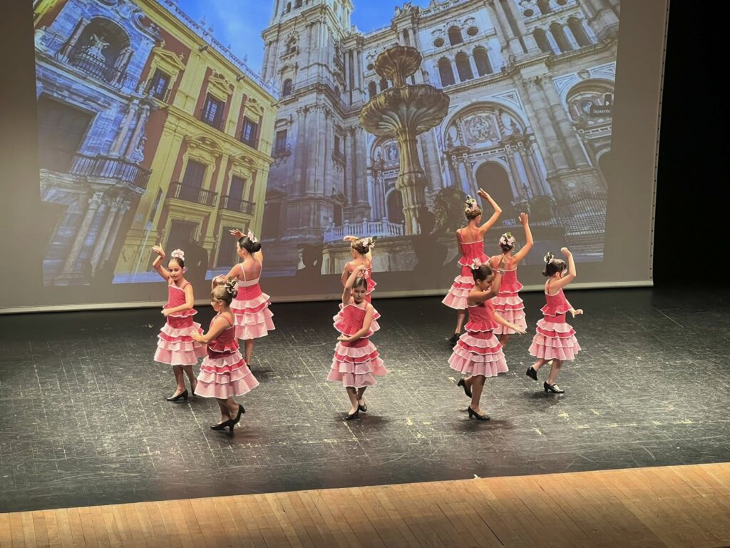 espectaculares coreografias danza tomelloso 25