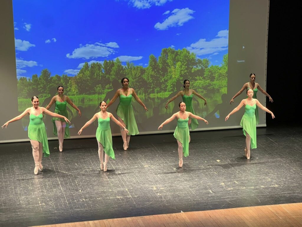 espectaculares coreografias danza tomelloso 44