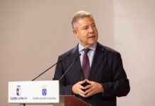 García-Page lamenta que se ponga en juego “el valor más sagrado de la izquierda, que es la igualdad” e invita a escuchar a Josep Borrell