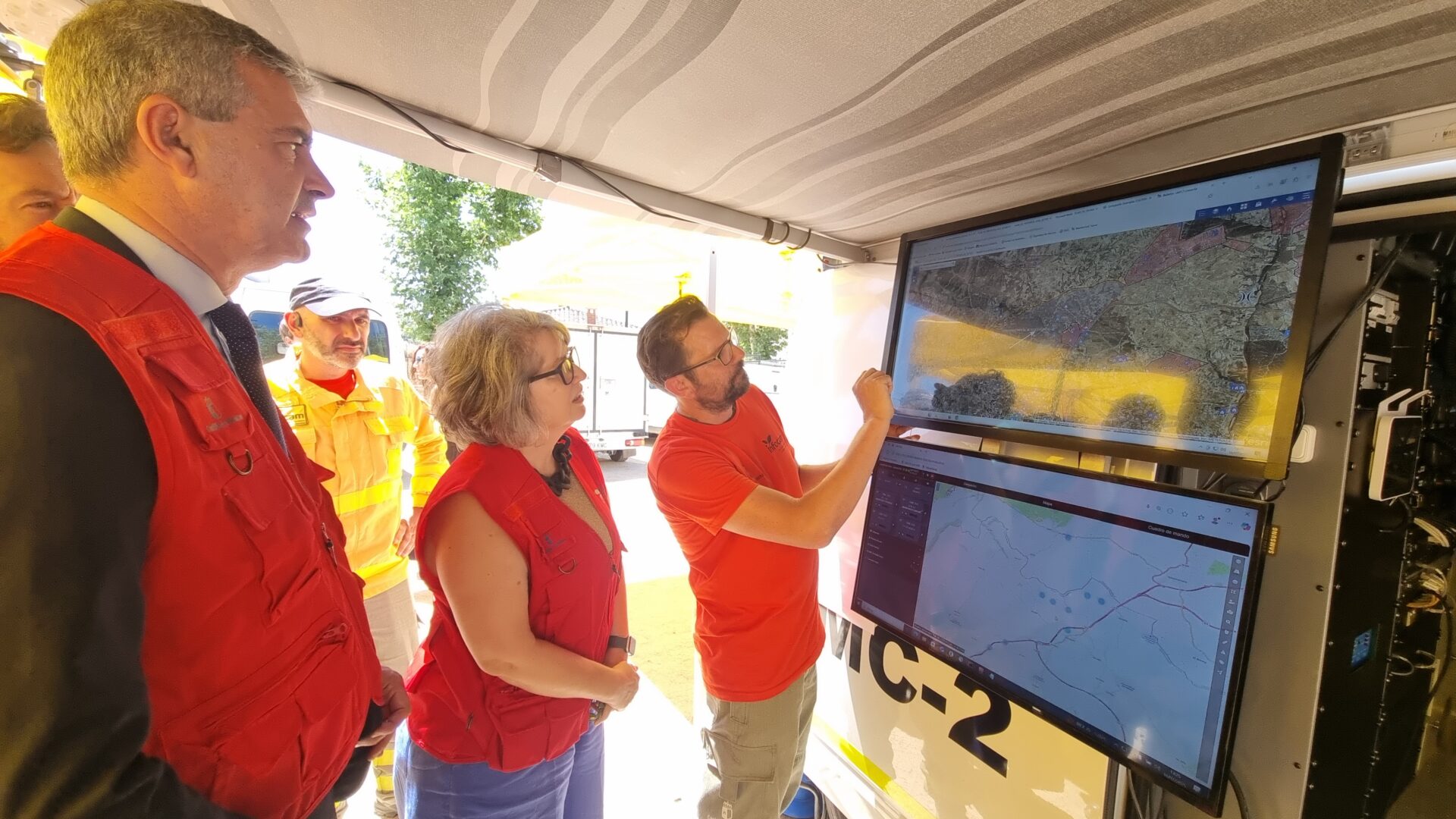 Castilla-La Mancha espera que el incendio de Méntrida sea perimetrado en su totalidad en las próximas horas