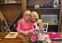 Juana Martínez presenta en Villacañas su novela La llave de Luna