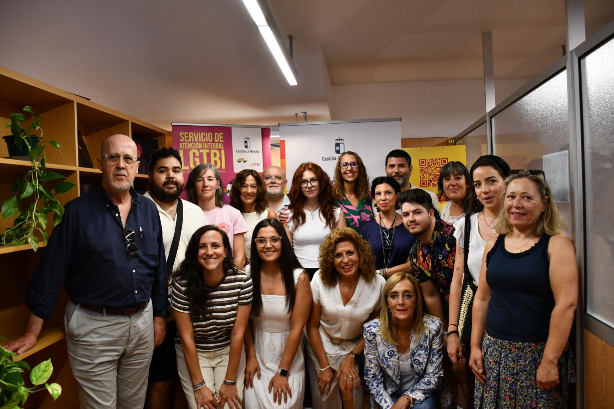 El Gobierno de Castilla-La Mancha inaugura en Albacete las oficinas provinciales del Servicio de Atención Integral LGTBI
